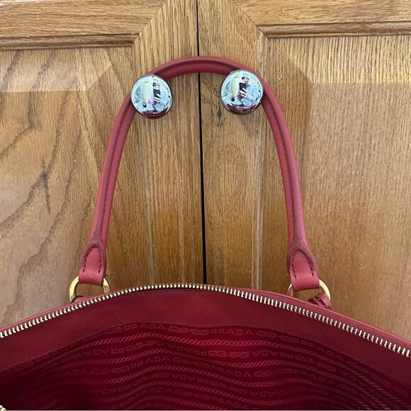 Prada $3,495  Galleria Saffiano Large Leather Bag 100% Authentic - Picture 9 of 14